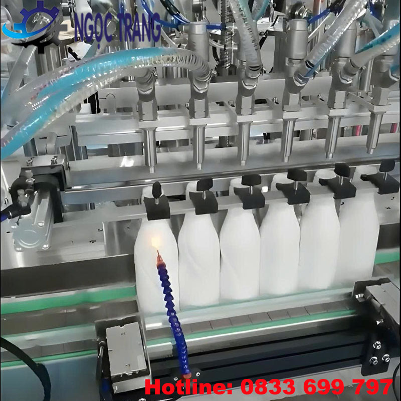 Máy chiết rót