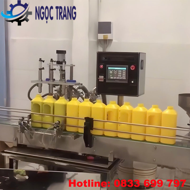 Máy chiết rót 3 vòi