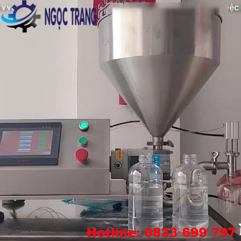 Máy chiết rót bơm cánh khế