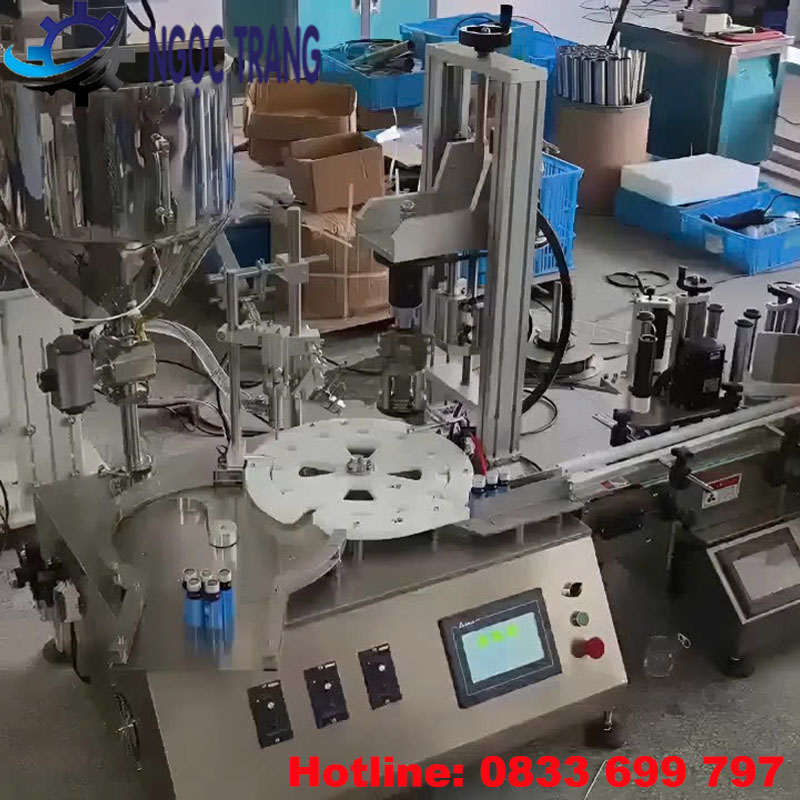Máy chiết rót đóng nắp chai