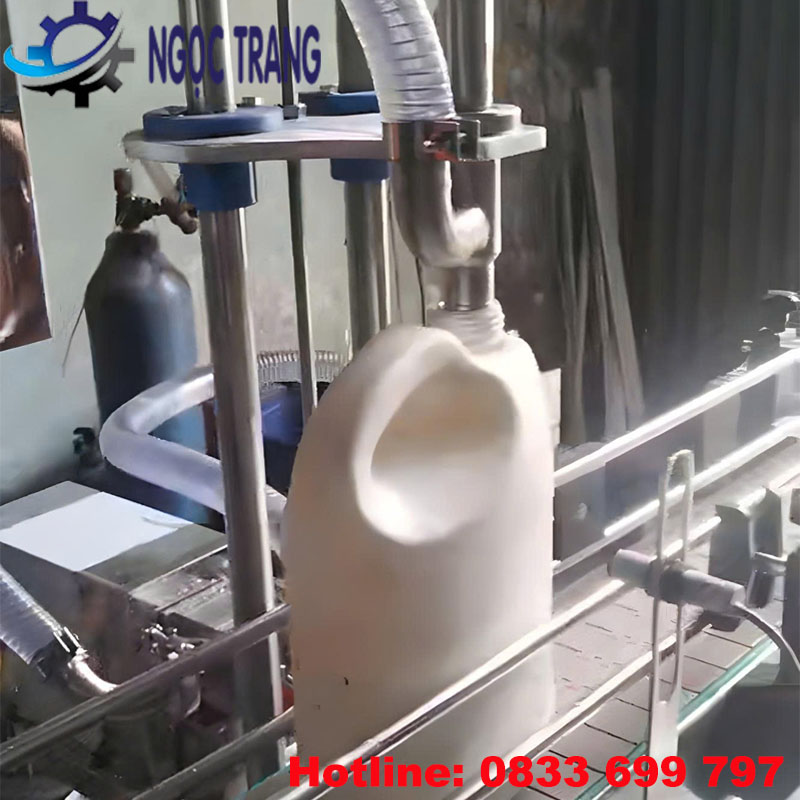Máy chiết rót nước rửa chén