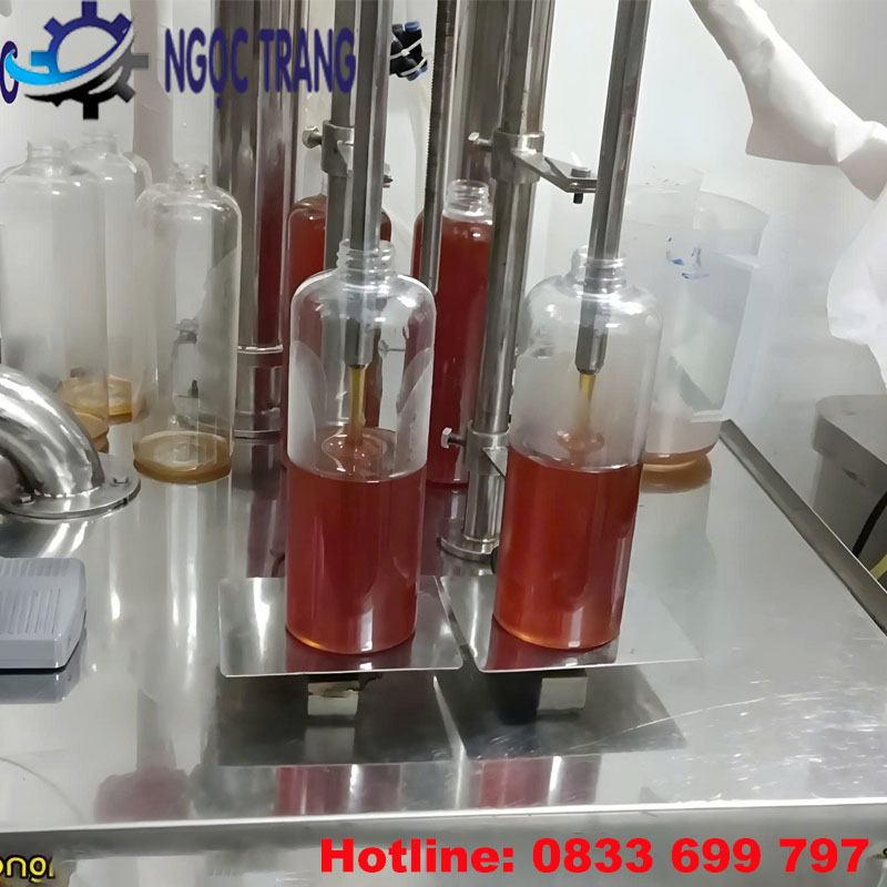 Máy chiết rót mật ong