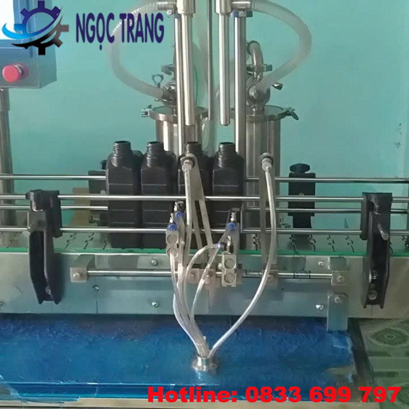 Máy chiết rót