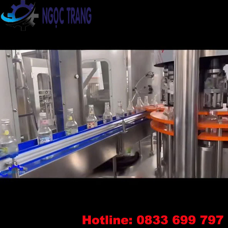 Máy chiết rót nước suối