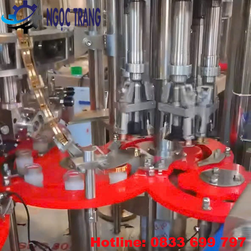 Máy chiết rót đẳng áp