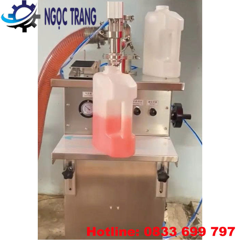 Máy chiết rót