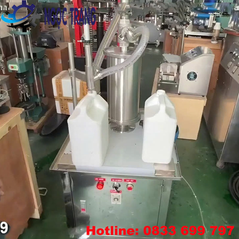 Máy chiết rót bán tự động