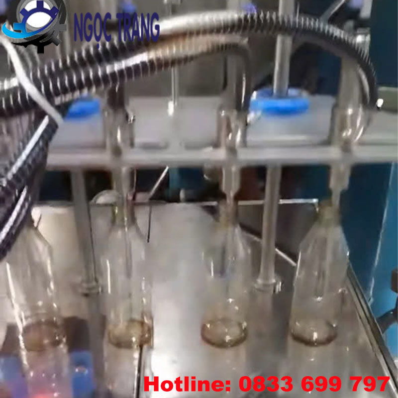 Máy chiết rót nước tương