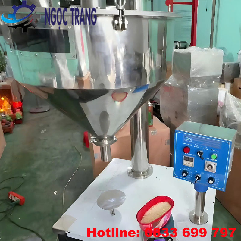 Máy chiết rót bột
