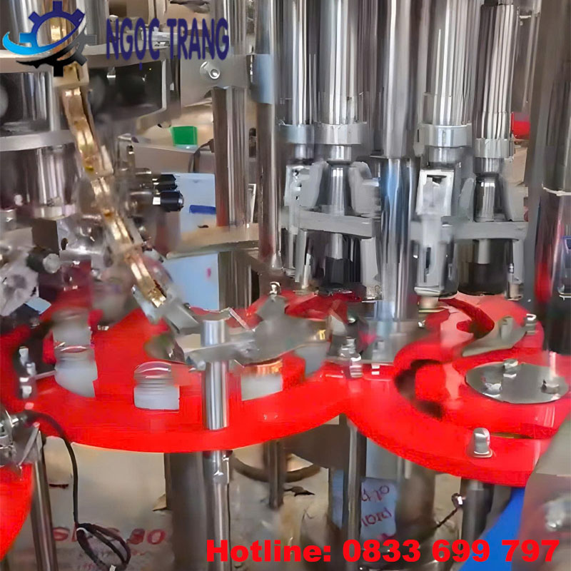 Máy chiết rót tự động