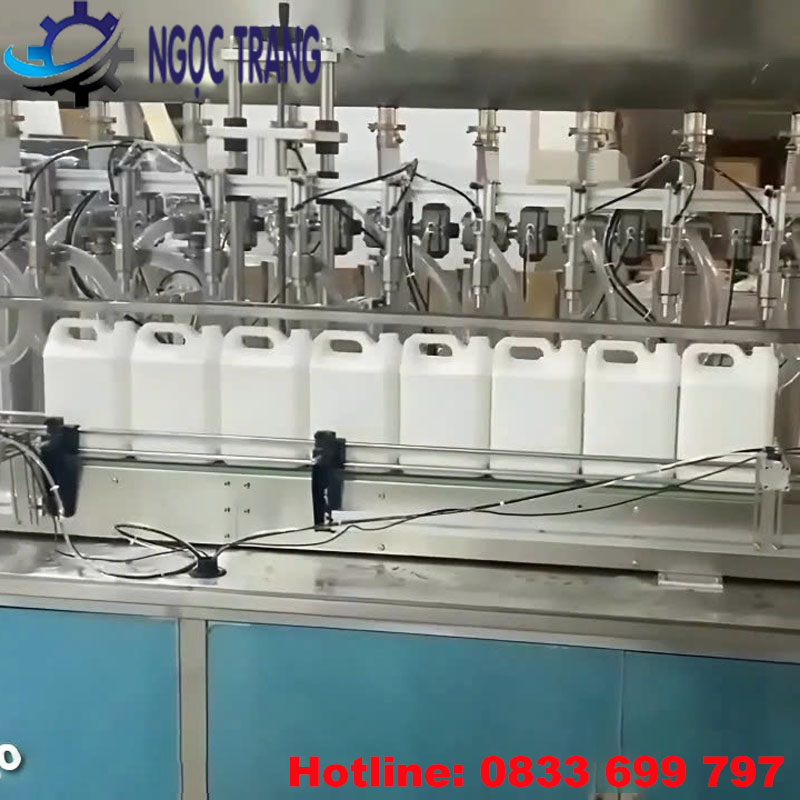 Máy chiết rót tự động