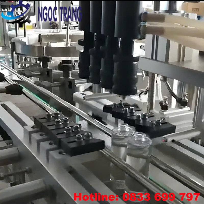 Máy chiết rót dạng lỏng