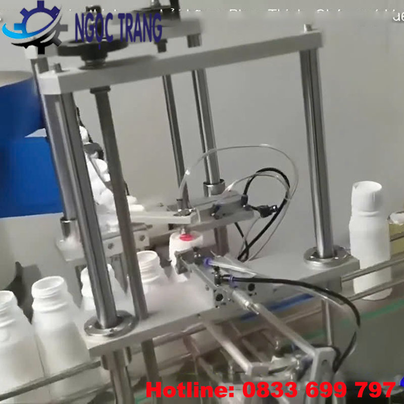Máy chiết rót tự động