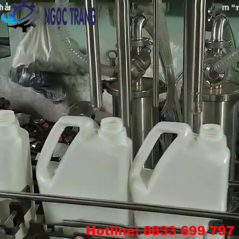 Máy chiết rót dầu nhớt
