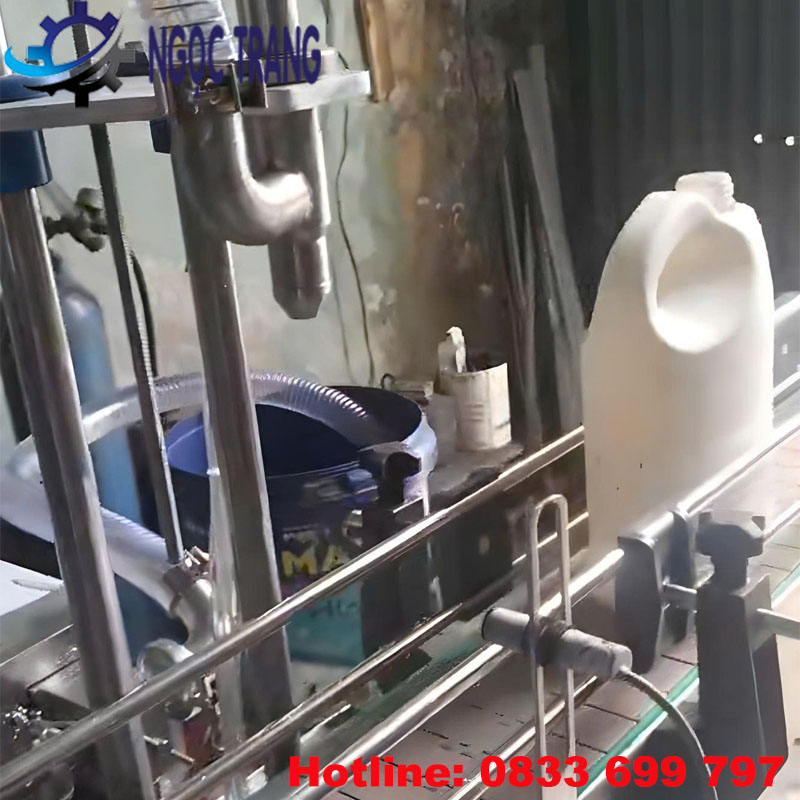 Máy chiết rót 1 vòi