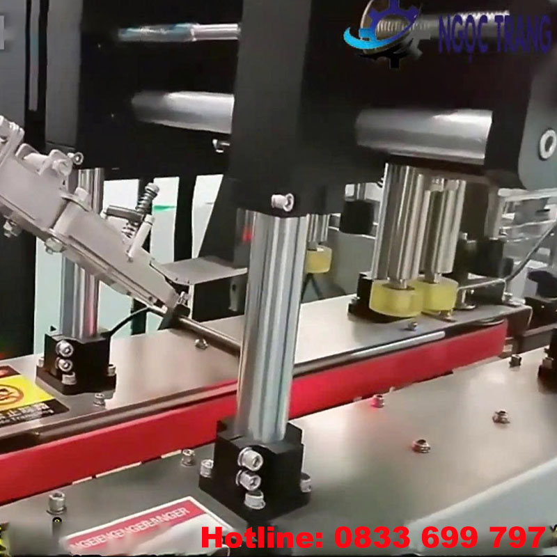 Máy chiết rót mỹ phẩm