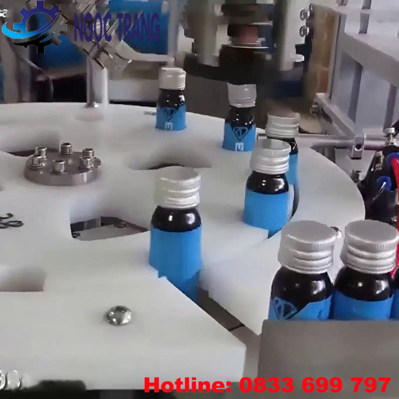 Máy chiết rót tự động
