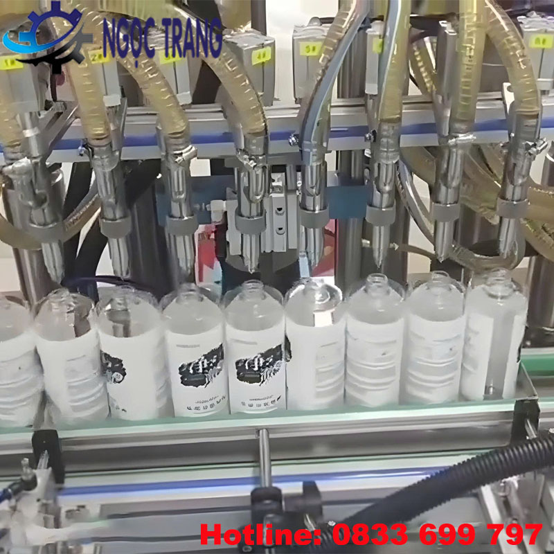 Máy chiết rót
