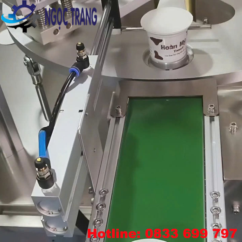 Máy chiết rót hàn miệng ly