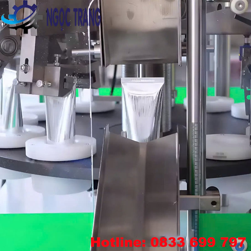 Máy chiết rót hàn đuôi tuýp