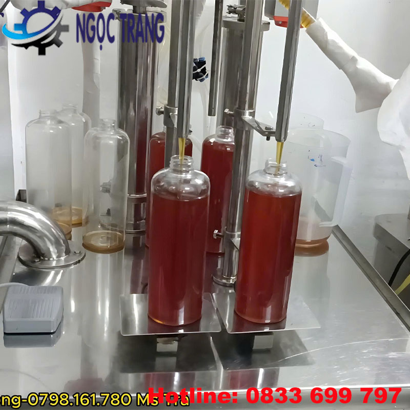 Máy chiết rót