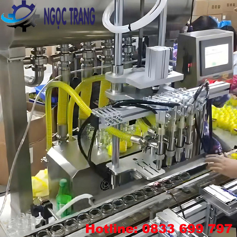 Máy chiết rót kem