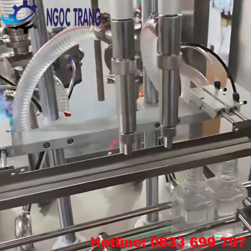 Máy chiết rót tự động