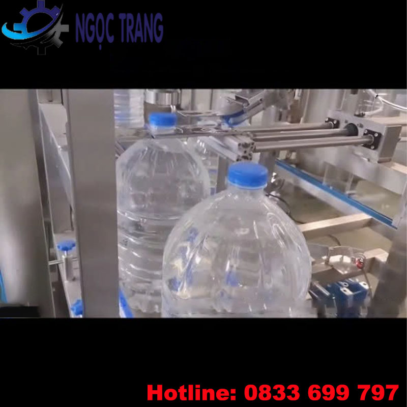 Máy chiết rót nước suối