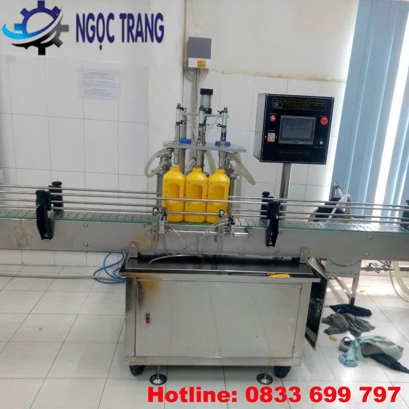 Máy chiết rót 3 vòi