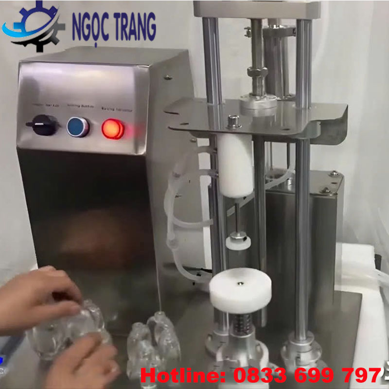 Máy chiết rót