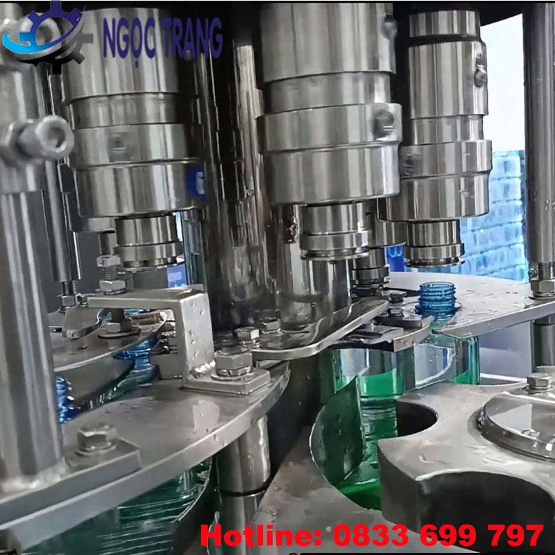 Máy chiết rót nước suối