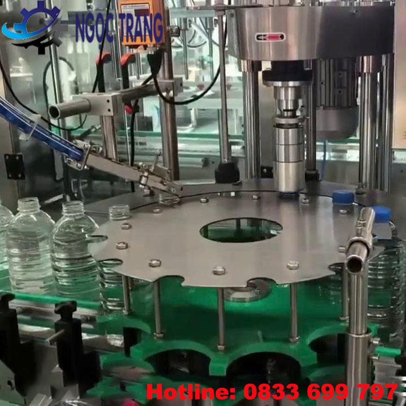 Máy chiết rót 6 vòi