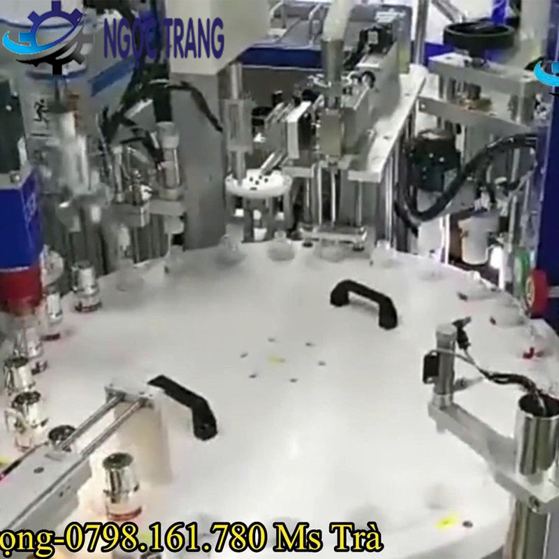 Máy chiết rót hóa chất