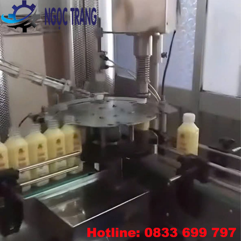 Máy chiết rót tự động