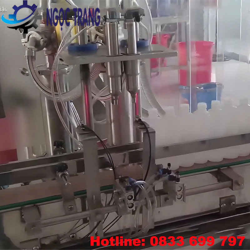 Máy chiết rót thuốc nhuộm