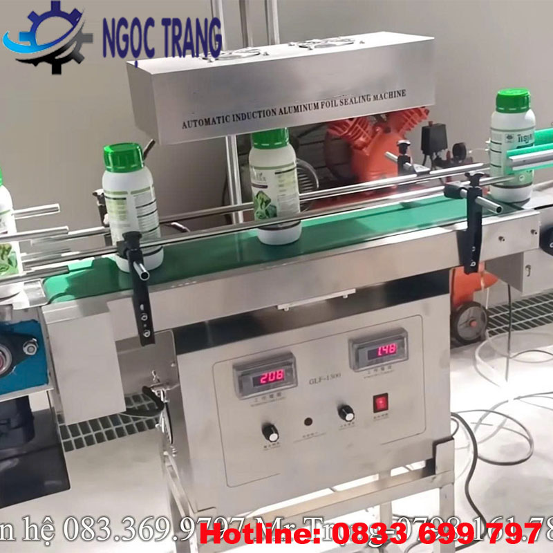 Máy chiết rót 4 vòi