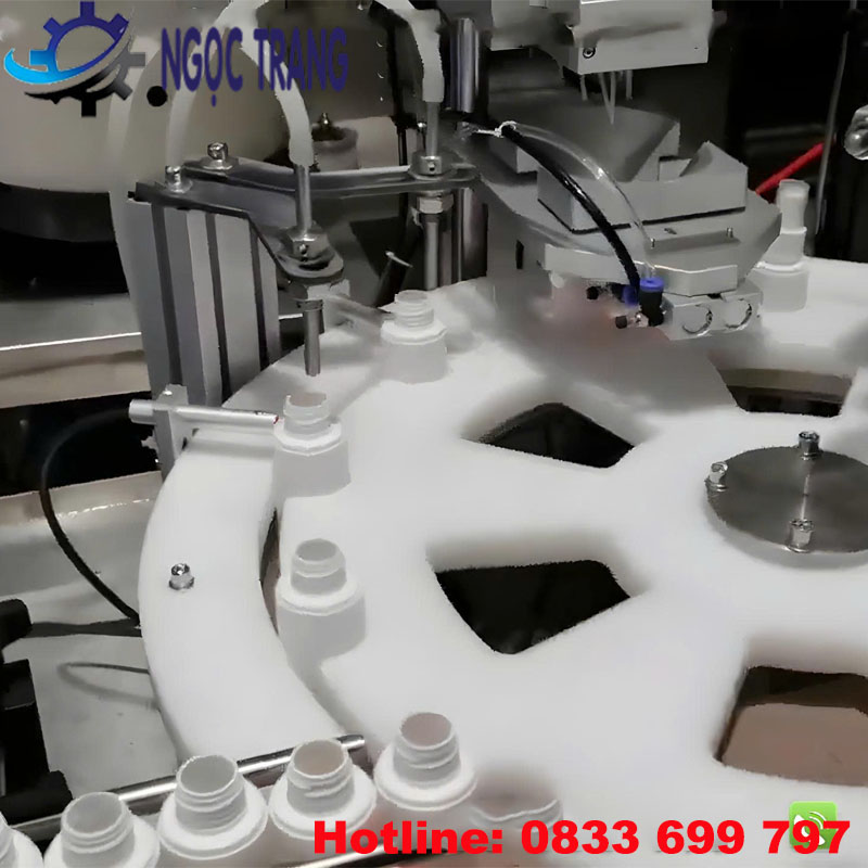 Máy chiết rót
