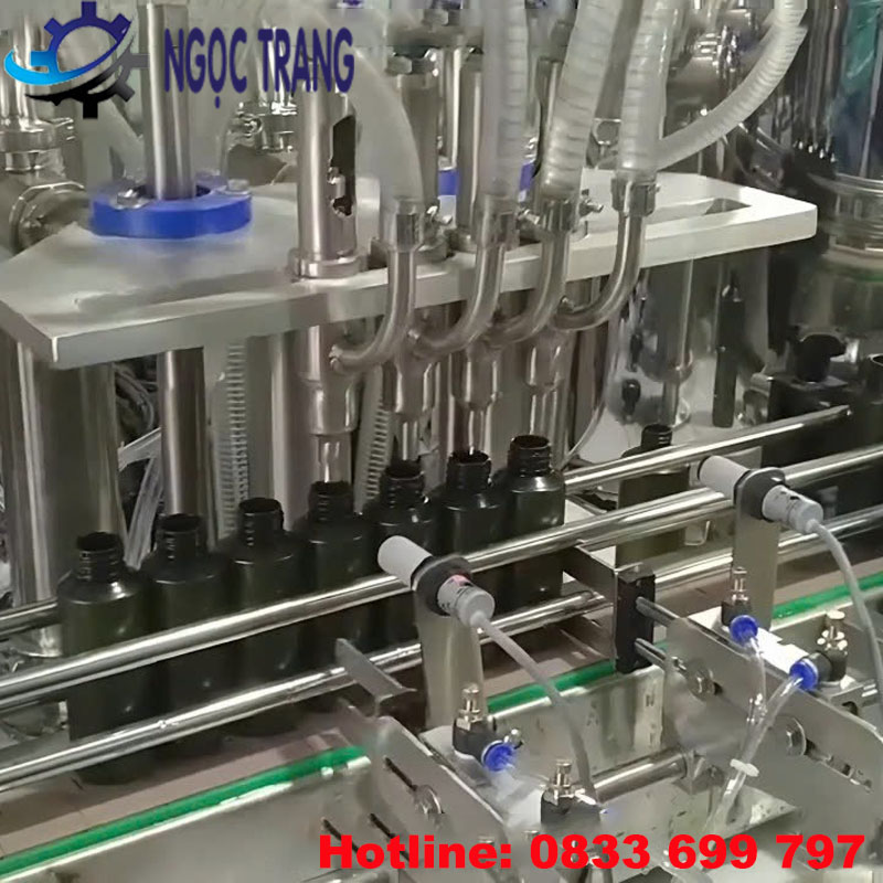 Máy chiết rót tự động