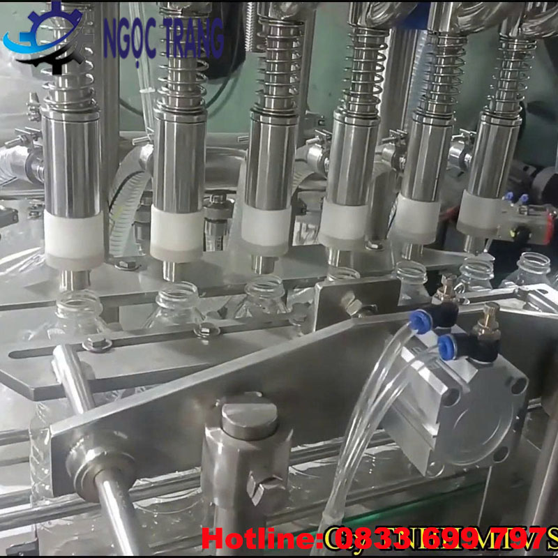Máy chiết rót 6 vòi