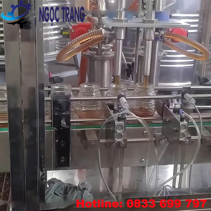 Máy chiết rót tự động