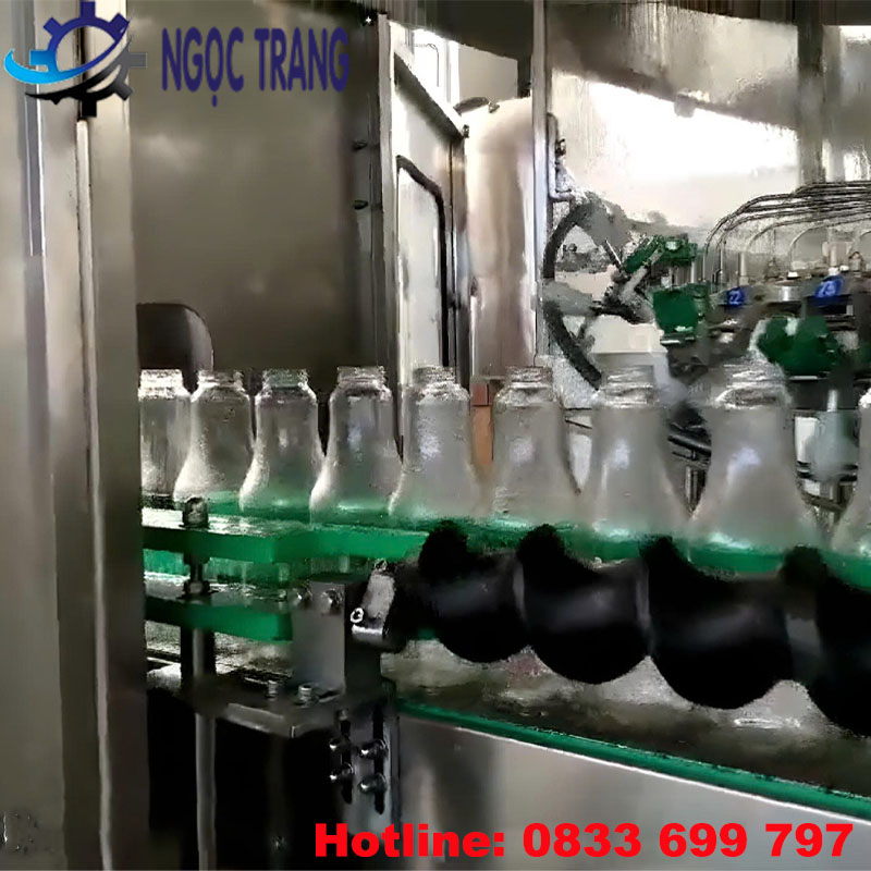 Dây chuyền chiết rót tự động