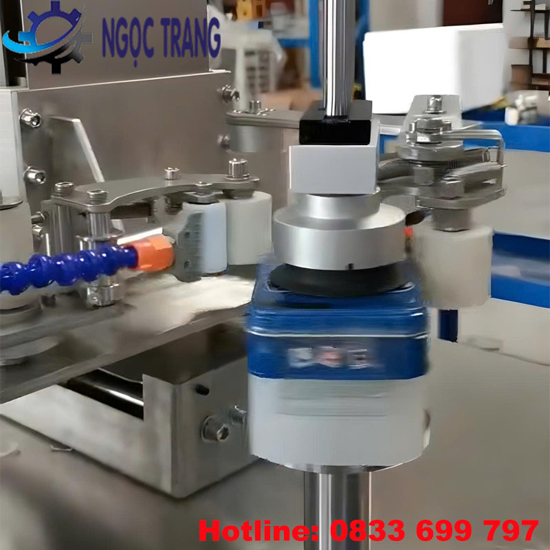 Máy dán hộp thiếc