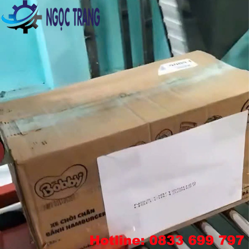 Máy dán băng dính thùng carton