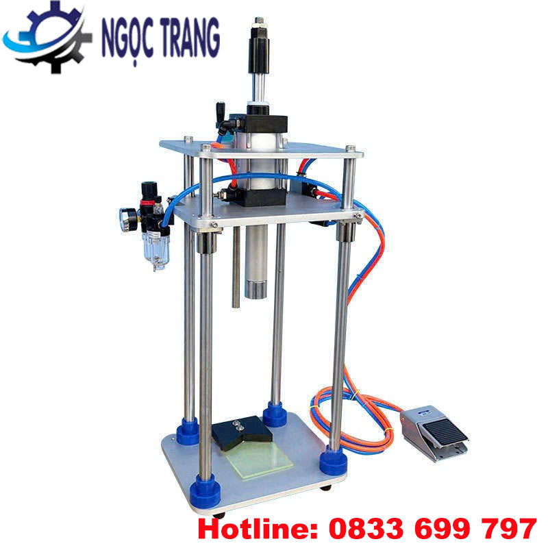 Máy vặn nắp chai