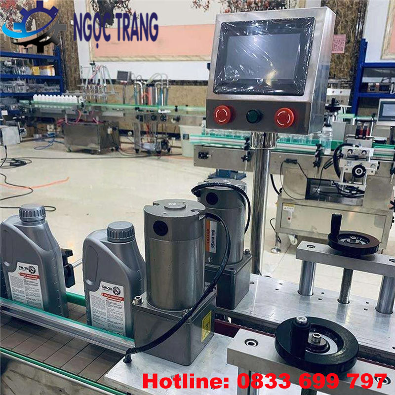 Máy siết nắp chai tự động