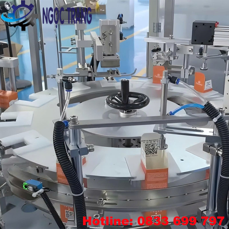 Máy gấp hộp giấy