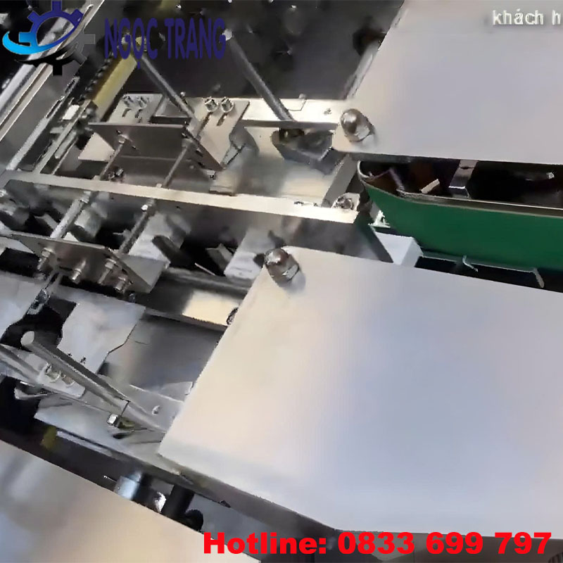 Máy xếp hộp giấy tự động