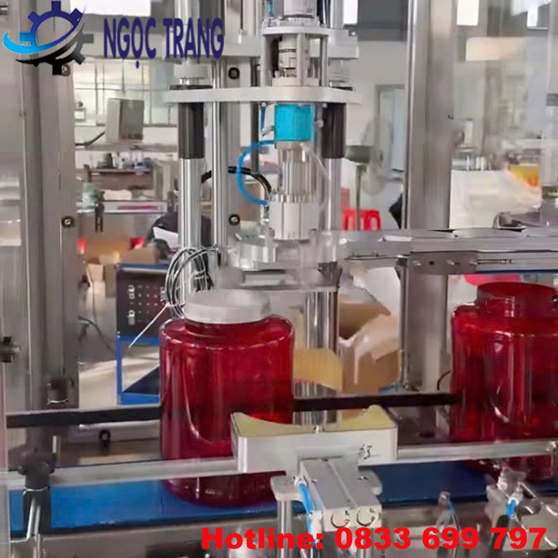 Máy đóng nắp chai