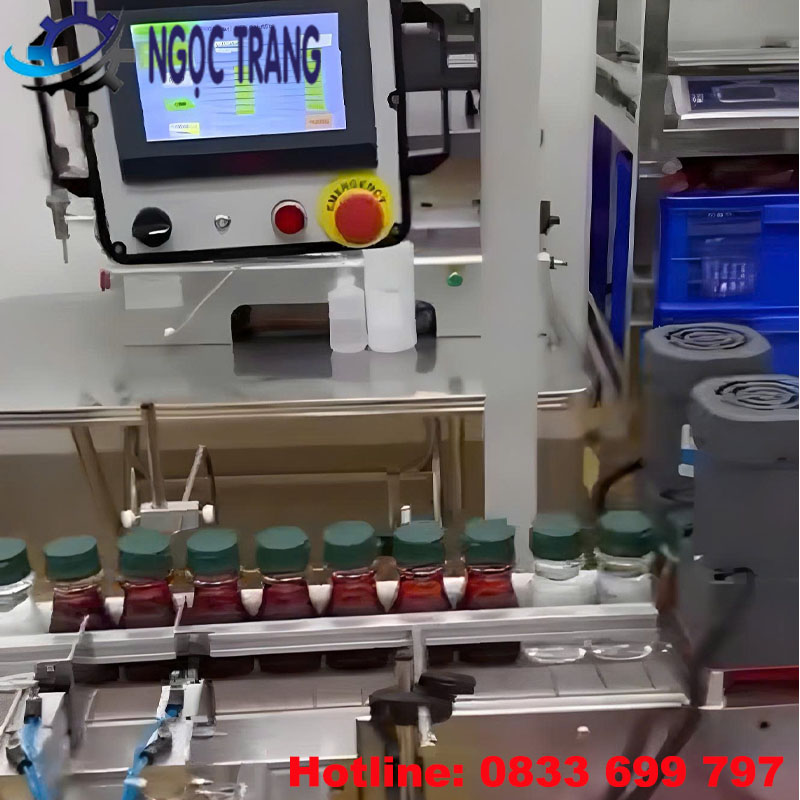 Máy vặn nắp chai