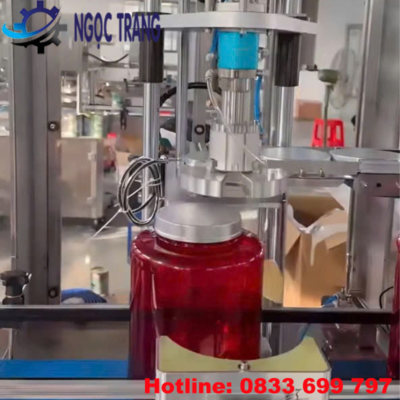 Máy đóng nắp chai